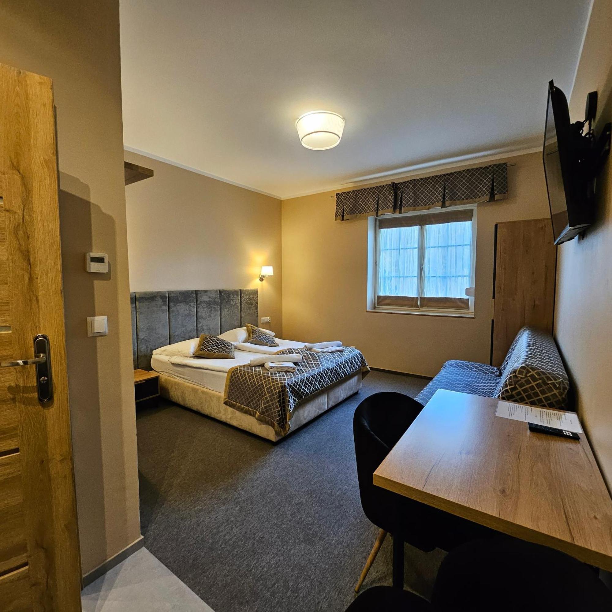 Willa Klodzko-Zacisze - Sauna - Silownia - Komnata Solna Esterno foto